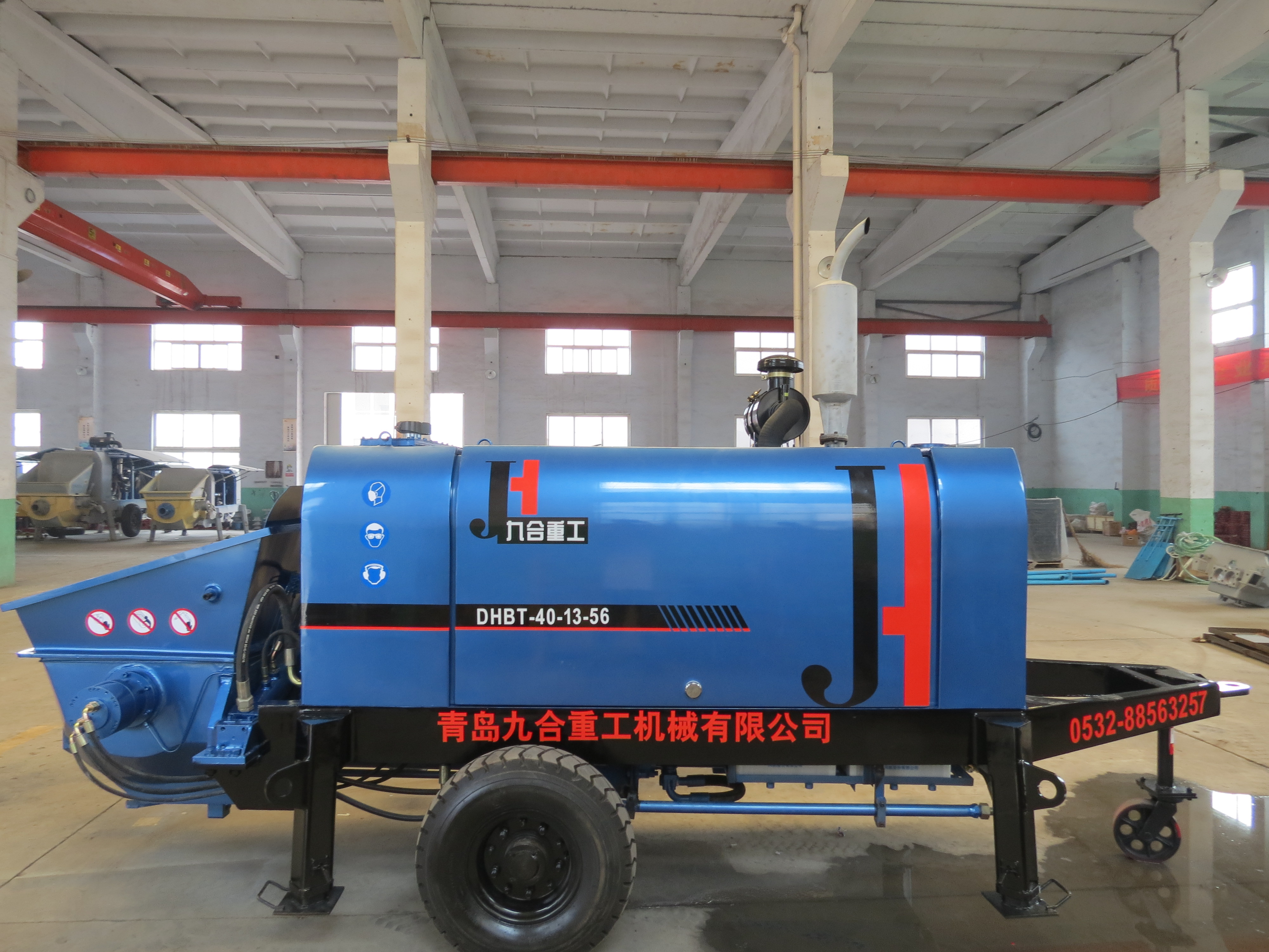Professional Production Hongda Construction Trailer Diesel Concrete Pump